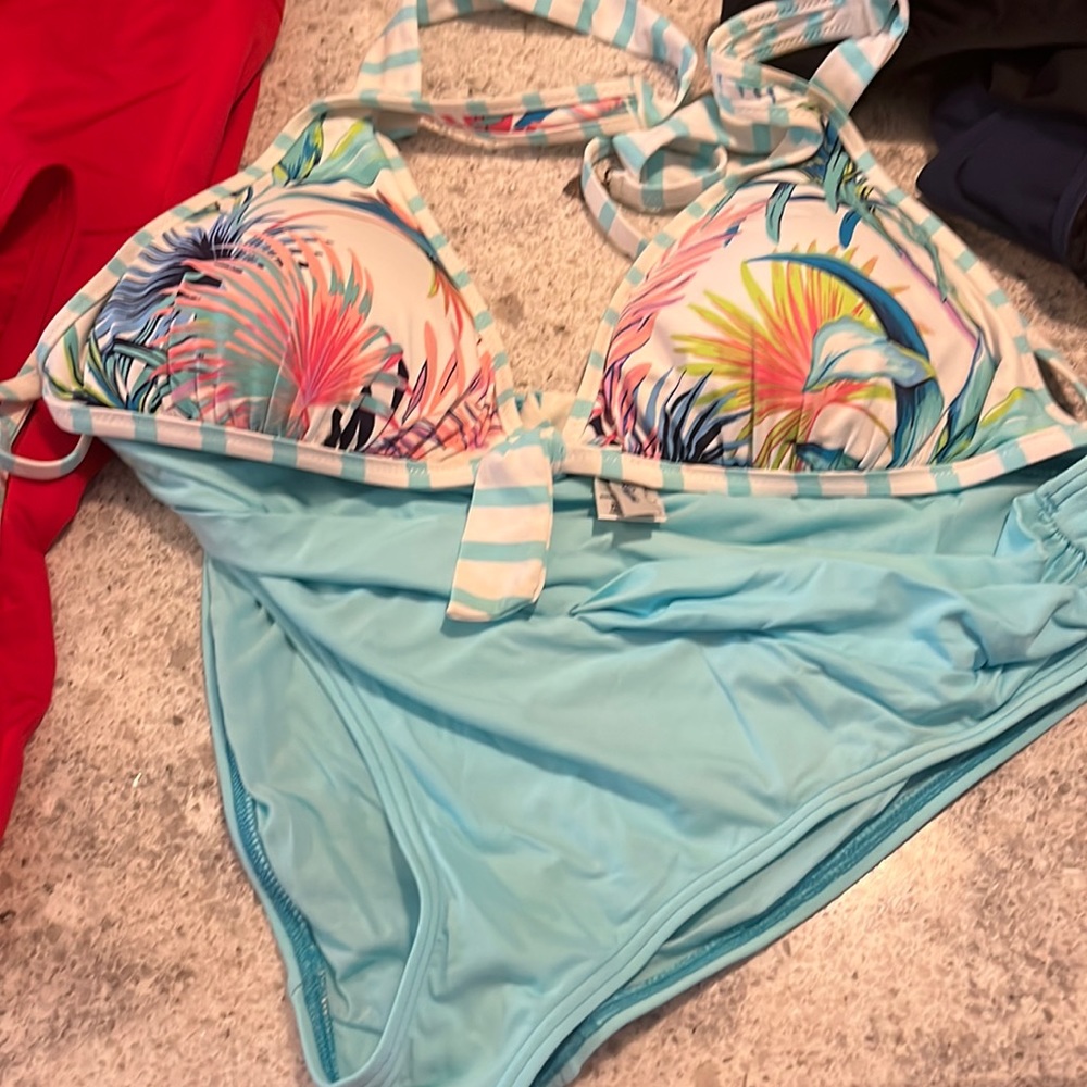 Tommy Bahama reversible bathing suit